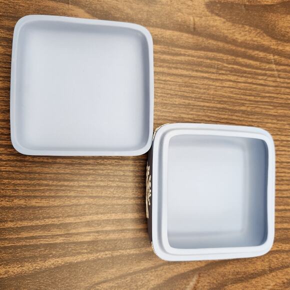 Wedgwood Jasperware Square Trinket Box – Ulysses & Chariot of Victory - Blue/Whi - Picture 7 of 8